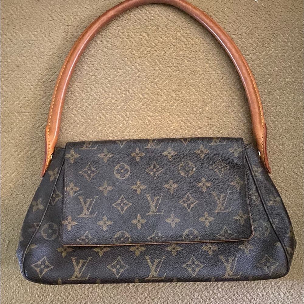 Louis Vuitton Mini Looping Monogram